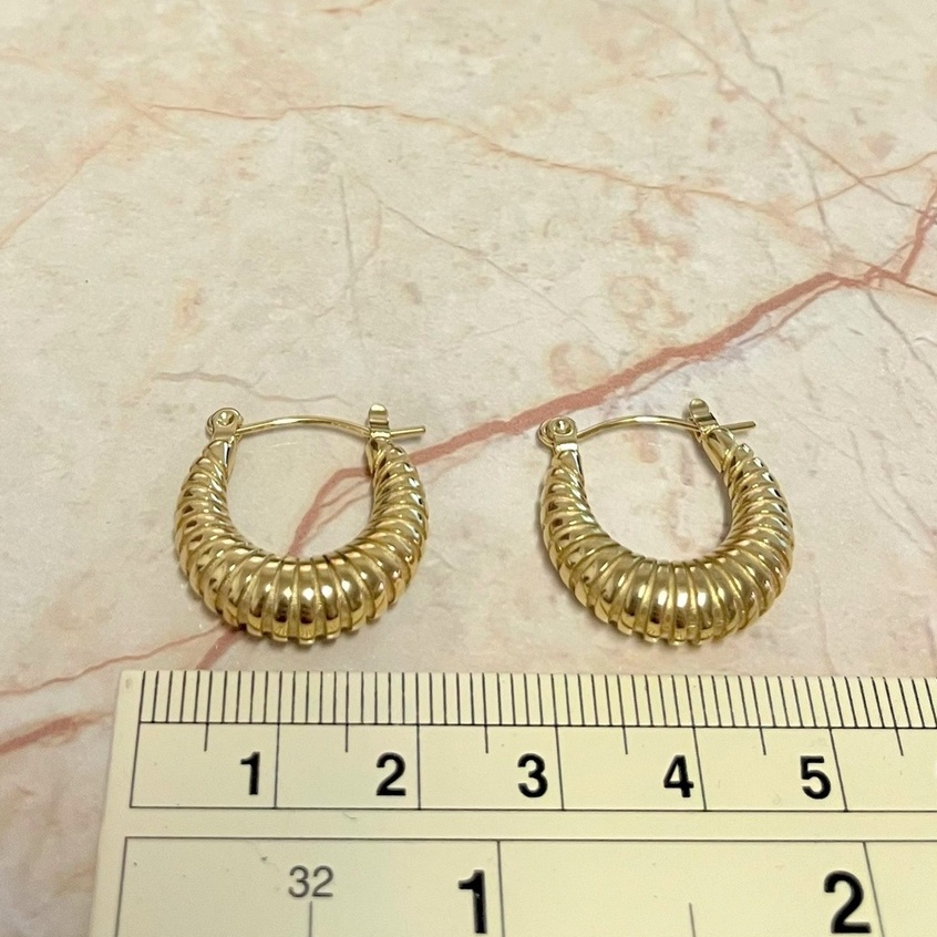18k-gold-plated-ต่างหูห่วง-ต่างหูห่วงครัวซองต์สุดชิค-ต่างหูน่ารัก-ต่างหูสีทอง-croissant-hoop-earrings