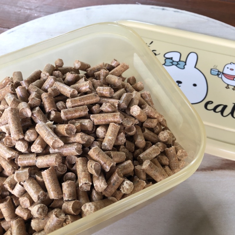 ขี้เลื่อยไม้สนอัดเม็ด-wooden-pellet-1-กิโลกรัม