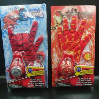 ถุงมือ​ Super​ Heroes​ ยิงเหรียญ​ได้​ มี​ 2  แบบ​ Spiderman และ​ Ironman ราคาถู๊กถูก​ เล่นง่าย​ พร้อม​ส่ง​จ้า​💗​