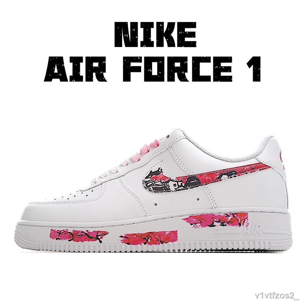 nike airforce 1 tennis shoes