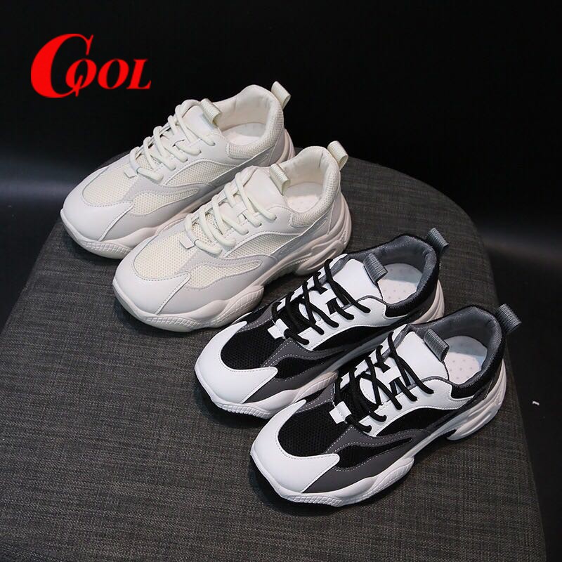 ภาพหน้าปกสินค้าCOOL SHOES (มาใหม่ AR-10) รองเท้าผ้าใบผู้หญิง เสริมส้น 5 ซม.ทนต่อการสึกหรอและระบายอากาศ มีสองสีดำขาว จากร้าน eccoshoes บน Shopee