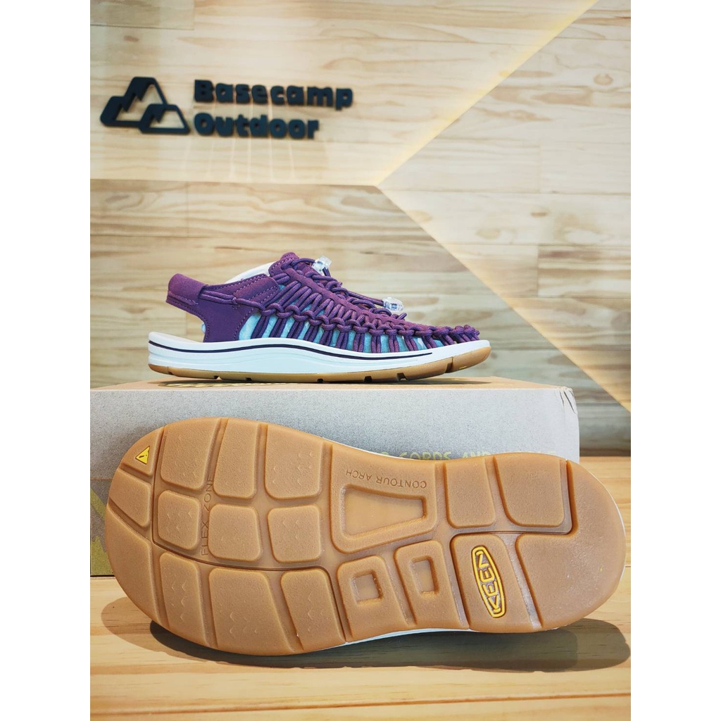 keen-รองเท้า-รุ่น-women-s-uneek-prune-purple-prune-purple
