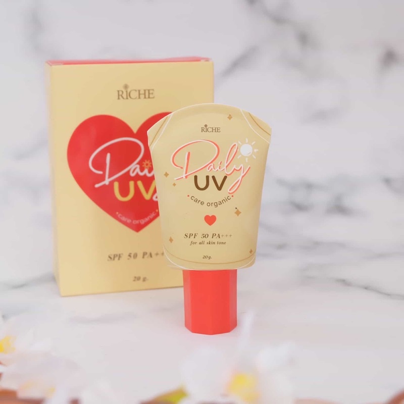 riche-daily-uv-กันแดดผสมเมคอัพเบสในตัว