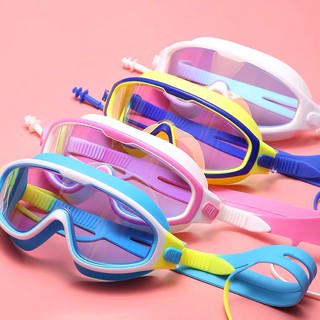 รูปภาพขนาดย่อของแว่นตาว่ายน้ำเด็ก สีสันสดใส แว่นว่ายน้ำเด็กป้องกันแสงแดด UV ไม่เป็นฝ้า แว่นตาเด็ก ปรับระดับได้ แว่นกันน้ำ 5031Fลองเช็คราคา