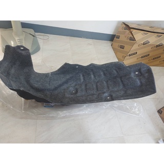 273. B45A561J1A พลาสติกกำมะหยีซุ้มล้อหลังซ้าย มาสด้า 3 Mazda 3 2014 ของแท้ เบิกศูนย์