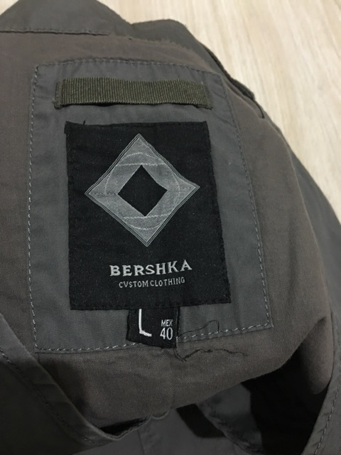 เสื้อกั๊ก-bershka