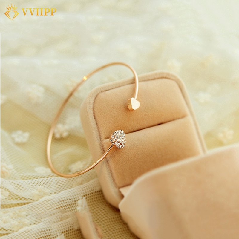 ภาพหน้าปกสินค้าFashion Crystal Vintage Bangle Gold Korea Heart Bracelet Women Girl Jewelry Accessories Gift