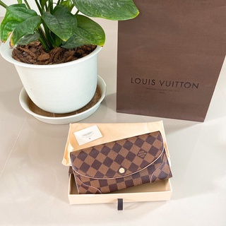 LV. กระเป๋าสตางค์ มือสองของแท้