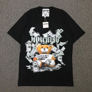 เสื้อยืด คุณภาพดี พิมพ์ลาย Moschino BEAR US DOLLAR