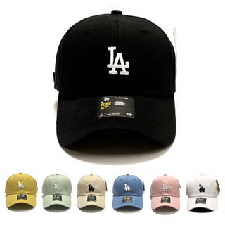 ภาพหน้าปกสินค้าหมวกแก็ป LA แฟชั่นเกาหลีหมวกผู้ชายผู้หญิง ซึ่งคุณอาจชอบราคาและรีวิวของสินค้านี้