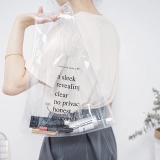 Sleek Translucent Bag ใสๆใบนี้กำลังมาา จัดมาให้ในราคาถูกมาก ใช้ได้ทุกวัน ทุกโอกาส!