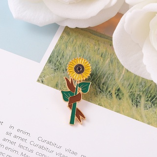 ภาพหน้าปกสินค้าCustom Lapel Brooch Design Sense Sunflower Enamel Pin Backpack Badge Collection Gift for Friends ซึ่งคุณอาจชอบราคาและรีวิวของสินค้านี้