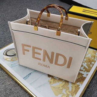 กระเป๋าถือ​ Fendi​ 41​ Cm.