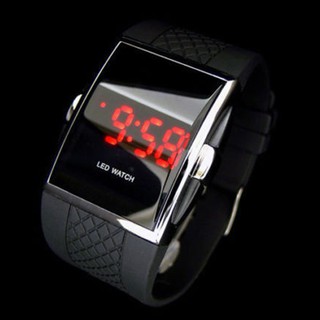 ภาพหน้าปกสินค้า🔥นาฬิกาจัมโบ้แบบตั้งโต๊ะแบบธรรมดา Casual Unisex นาฬิกาข้อมือกีฬา LED แสดงผลแบบดิจิตอล ซึ่งคุณอาจชอบสินค้านี้