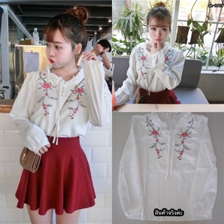เสื้อแขนยาวลายดอกไม้ พร้อมส่ง