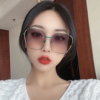 ภาพหน้าปกสินค้าins แฟชั่นแว่นตากันแดดป้องกันรังสีอัลตราไวโอเลตของผู้หญิงเกาหลี ที่เกี่ยวข้อง