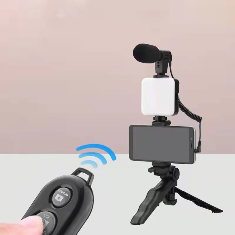 ay-49-smartphone-video-kit-อุปกรณ์ถ่ายวิดีโอ-ขาตั้ง-ที่จับสมาร์ทโฟน-ไมค์-ไฟ-led-ครบชุดพร้อมถ่าย-vlog