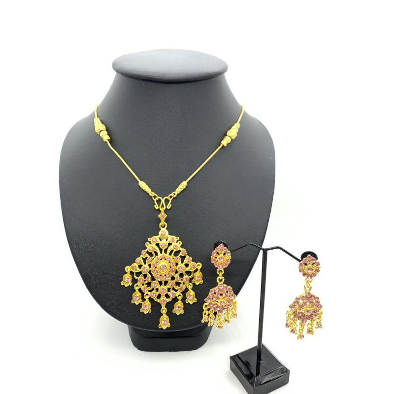 thai-jewellery-ชุดเครื่องประดับสตรีไทย-สร้อยคอทองคำและเงินประดับด้วยเพชร-jewelry-set