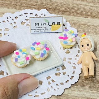 ภาพขนาดย่อของภาพหน้าปกสินค้า️ ของจิ๋วน่ารัก miniatureของเล่นตุ๊กตา โมเดลขนมจิ๋ว ของจิ๋วดินปั้น ของจิ๋วของสะสม ของสะสมบ้านตุ๊กตา ob11 dollouse จากร้าน minihouse95 บน Shopee ภาพที่ 3