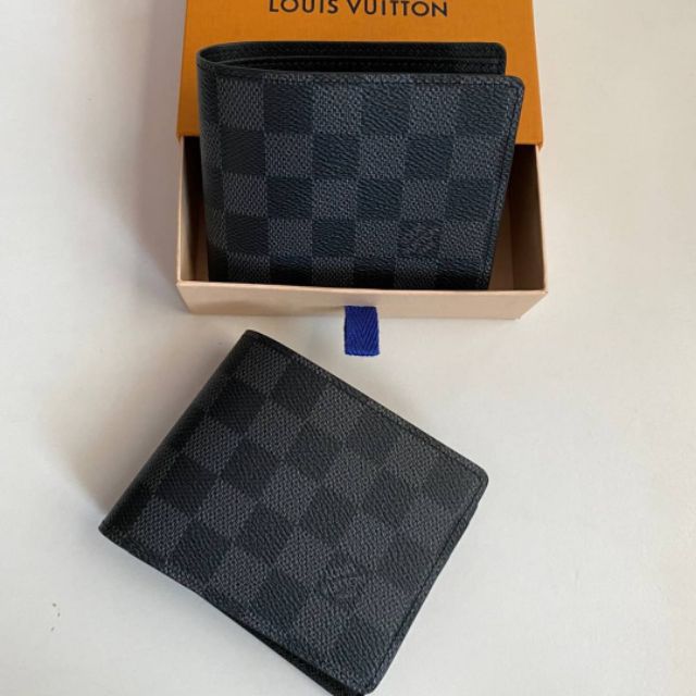 new-lv-multiple-graphite-wallet-dc20-dc21