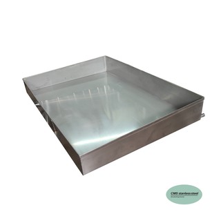 CMS กระบะซีฟู้ด stainless steel tray ถาดสเตนเลส แบบเฉียง ขนาด50*70ซม. ขอบหน้าสูง7.5ซม. ขอบหลังสูง9.5ซม.