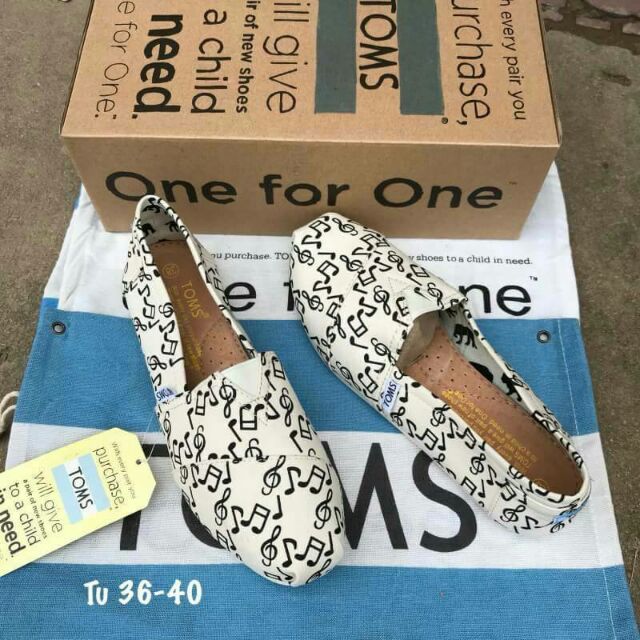 รองเท้า-toms-สินค้าพร้อมส่ง-ราคา-380-บาท