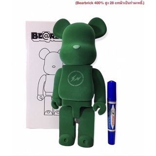 มาใหม่ !! ฟิกเกอร์ Bearbrick ตัวนี้พิเศษค่ะ ผิวเป็นกำมะยี่นะค่ะ 400 % = ความสูง 28cm ของเล่นสําหรับเด็ก jj