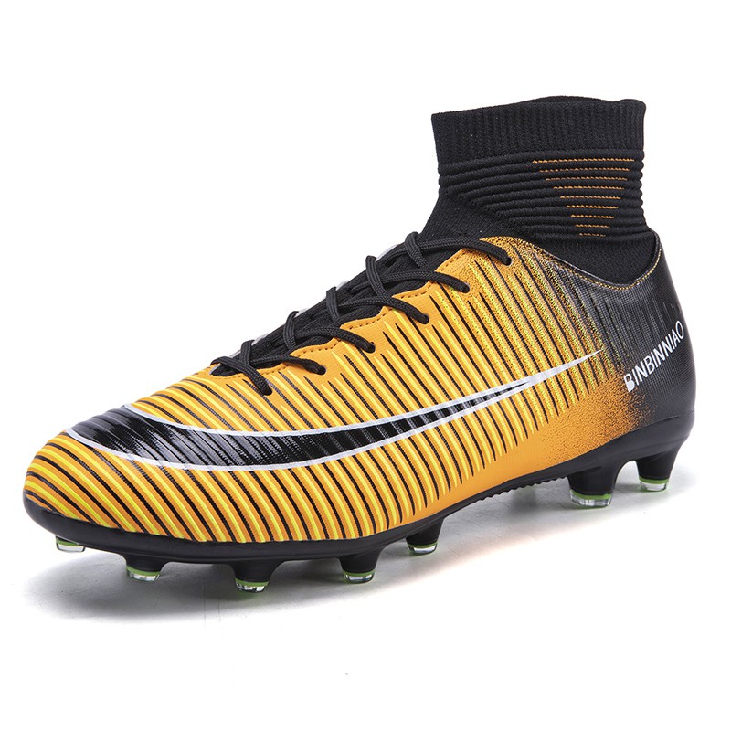 ภาพหน้าปกสินค้ารองเท้าสตัส Nike Soccer Shoes จากร้าน sportwear123 บน Shopee