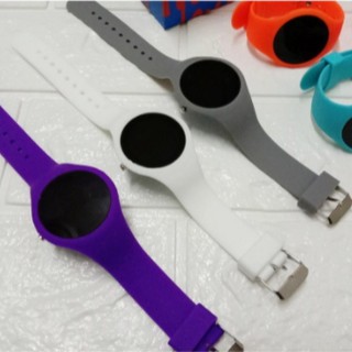 สินค้า นาฬิกาแฟชั่น นาฬิกาข้อมือสายยางซิลิโคน แบบดิจิตอล 12 สี SK-1102