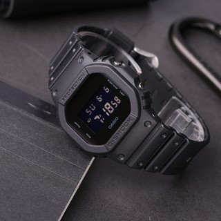 ภาพขนาดย่อของภาพหน้าปกสินค้าสิงค้า นาฬิกา G-Shock รุ่น DW-5600BB-1 100%นาฬิกาข้อมือผู้ชาย สายเรซิ่น จัดส่งพร้อมกล่องคู่มือใบประกันศูนย์CMG 1ปี % จากร้าน tobesuper.th บน Shopee ภาพที่ 5