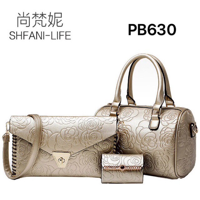 pb630-กระเป๋าเซตหลายใบ-ใบใหญ่ทรงหมอนบุหลายกุหลาบ