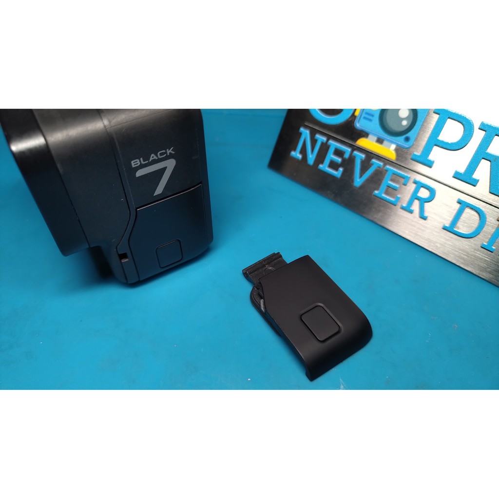 ภาพหน้าปกสินค้าฝา USB Gopro Hero 7 Black (No Original Box)