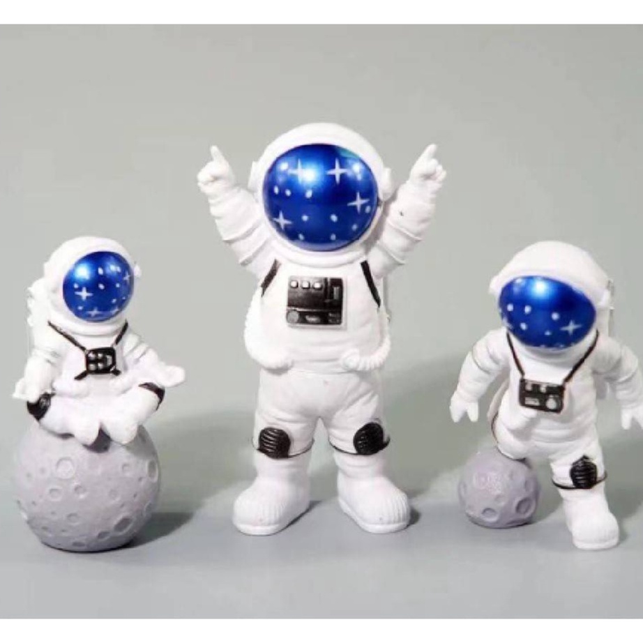 รูปปั้น-spaceman-ประติมกรรมของเล่นเพื่อศึกษาเดส์กท็อปตกแต่งบ้านนักบินอวกาศ