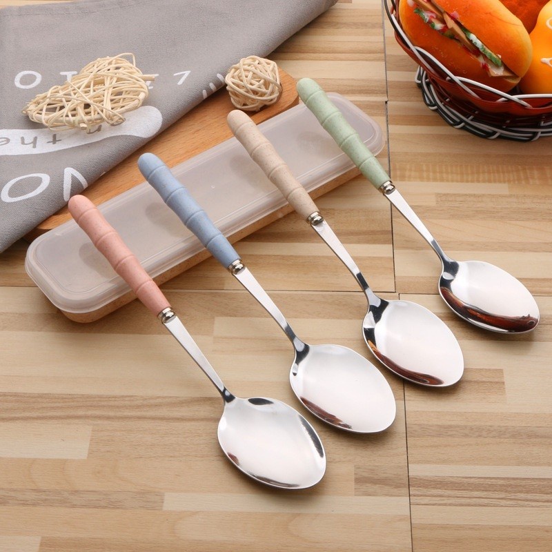 rice-straw-cutlery-set-ชุดช้อนส้อมตะเกียบแบบพกพา