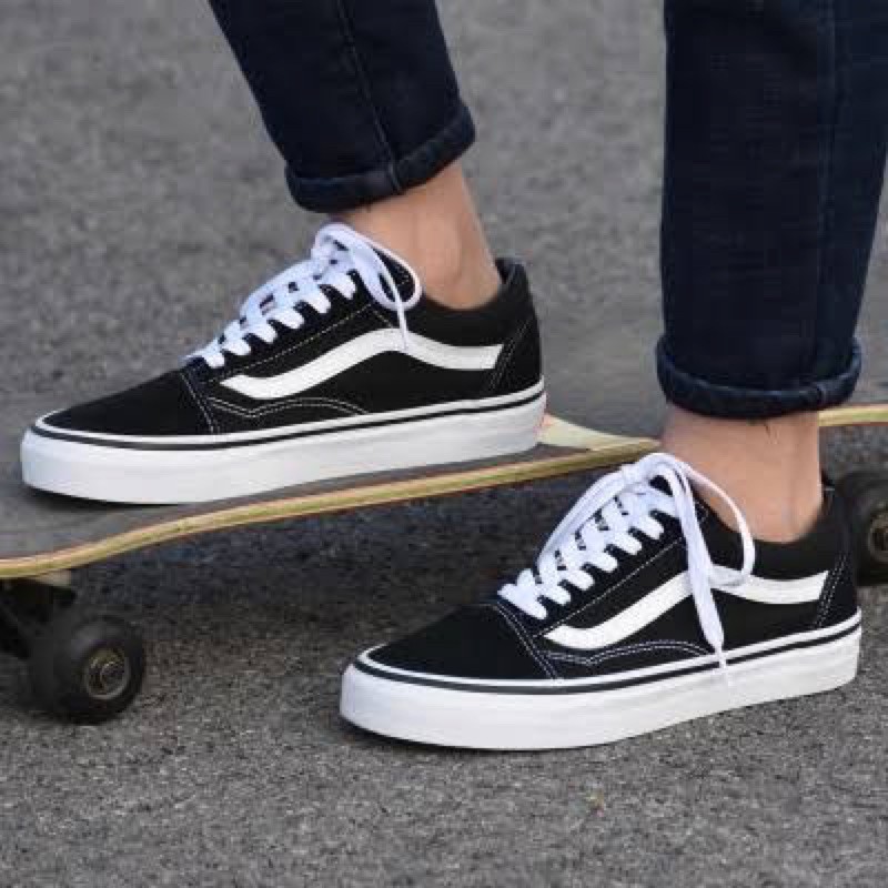 ราคาและรีวิวรองเท้าผ้าใบทรงVans เท่ สุดฮิต