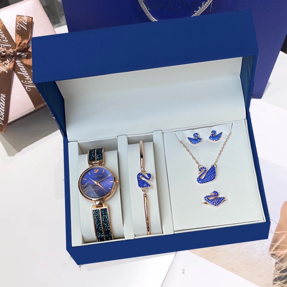 ภาพสินค้านาฬิกา S-warovski watches, necklaces, bracelets, rings, earrings เซต5ชิ้น มีให้เลือกหลายแบบ มีกล่องแบนด์ พร้อมถุงแบนด์ จากร้าน supakite999 บน Shopee ภาพที่ 7