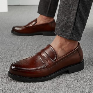 ภาพหน้าปกสินค้า2022 NEW ชายรองเท้าแฟชั่นเกาหลีรองเท้าหนังลำลองรองเท้าลำลองผู้ชาย ที่เกี่ยวข้อง