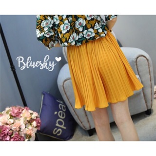 ♡ mustard yellow - short pleated pants ♡