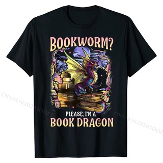 เสื้อยืดผ้าฝ้ายพรีเมี่ยม เสื้อยืด ผ้าฝ้าย พิมพ์ลายหนังสือ Bookworm Please Im A Book Dragon Reading สําหรับผู้ชาย 39 1SHC