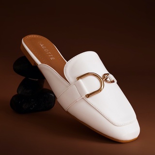 สินค้า The Blithe in White - Labotte.bkk รองเท้าแตะ รองเท้า Slip-on