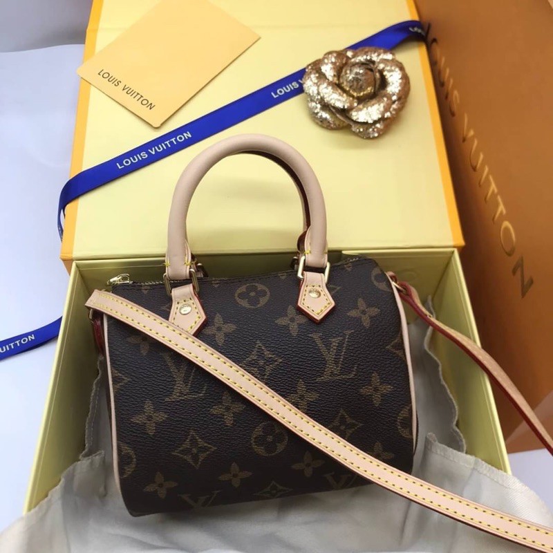 hiend-กระเป๋าหลุยส์-หลุยส์หมอน-louisvuitton-พร้อมกล่อง