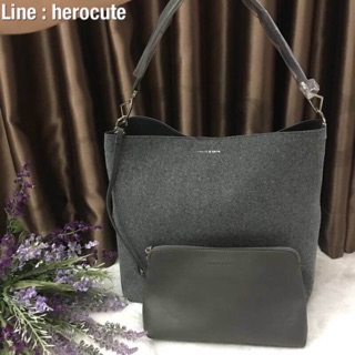 CHARLES &amp; KEITH BASIC HOBO BAG ของแท้ ราคาถูก