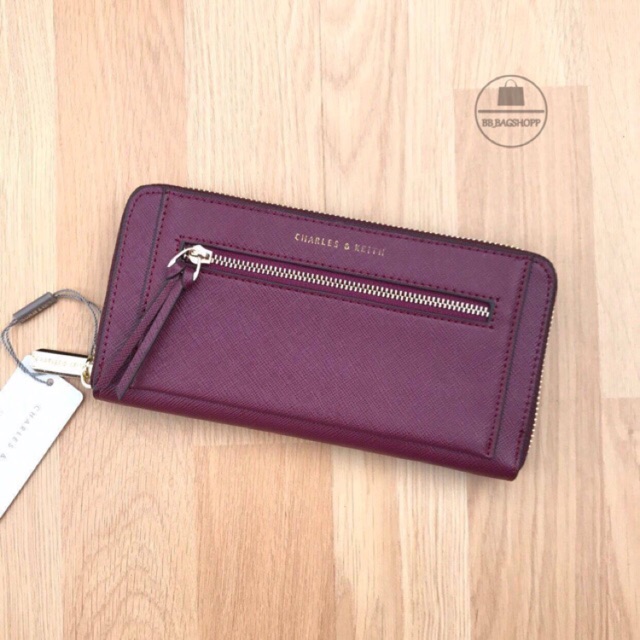 charles-amp-keith-wallet-outlet-สีแดง