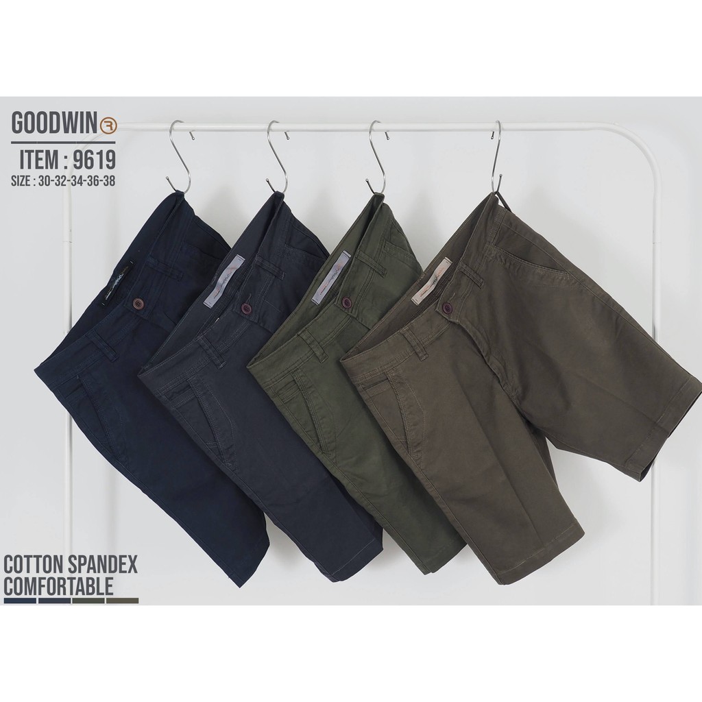ภาพหน้าปกสินค้าโค้ดPUPDS2ลด50 GW 9619 กางเกงขาสั้น ผู้ชาย ผ้ายืด สีพื้น ยาว 19-20 นิ้ว ไซส์ 30-38 Goodwin Brand