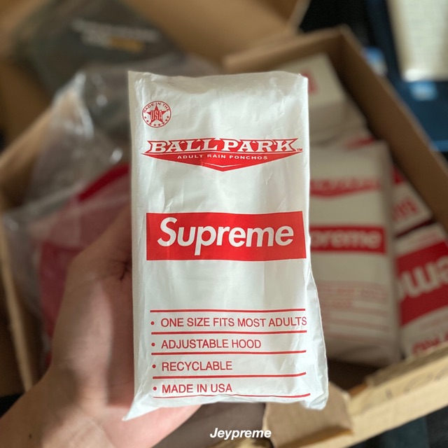 ของแท้-เสื้อกันฝน-supreme-box-logo-poncho