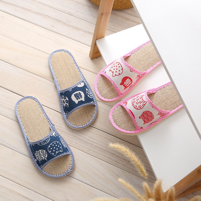ภาพสินค้ารองเท้าแตะ รองเท้าใส่ในบ้าน / ออฟฟิศ ลายแมวสไตล์ญี่ปุ่น จากร้าน homeappliance818 บน Shopee ภาพที่ 1