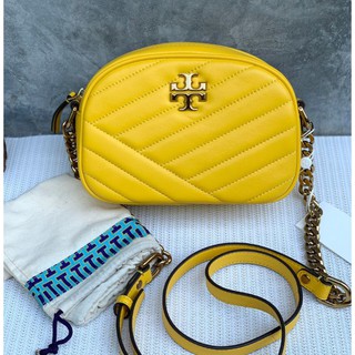 🎀 (สด-ผ่อน) ส่งฟรี กระเป๋าสะพายสีเหลือง Lemon Drop SHOP 60227 Tory burch Kira Chevron Small Camera Bag (shop)