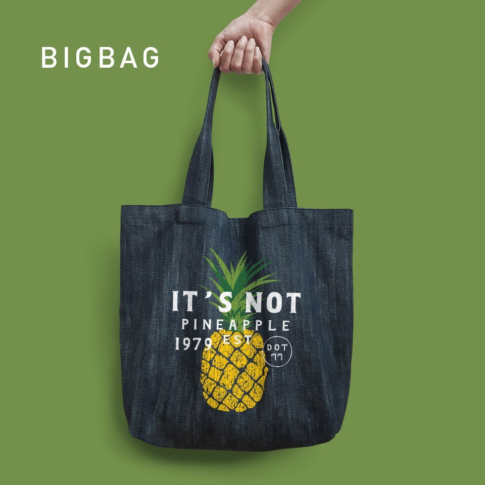 dotdotdot-denim-bag-xl-ผ้ายีนส์-กระเป๋าผ้า-its-not-pineapple
