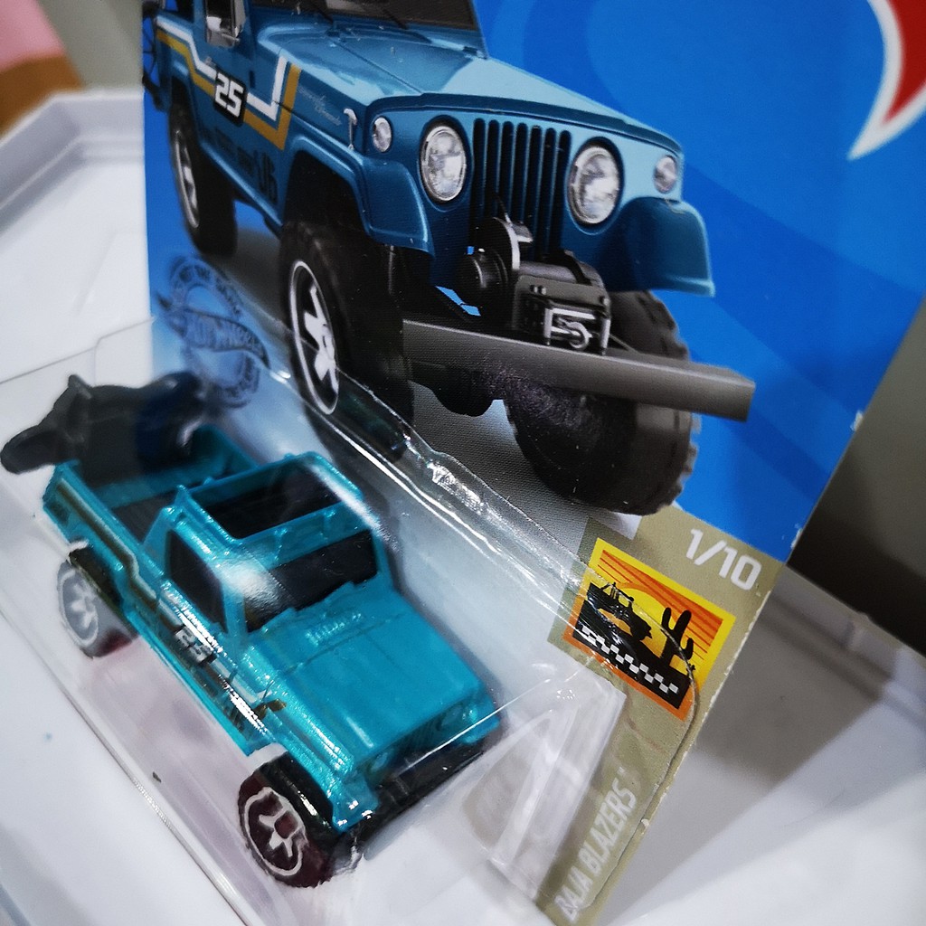 รถเหล็ก-hotwheels-67-jeepster-commando-สีฟ้า-รถของเล่น-รถโมเดลสะสม