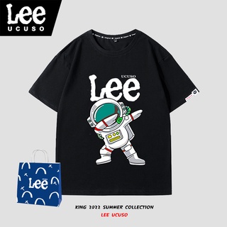 Lee UCUSO เสื้อยืดคอกลม แขนสั้น ผ้าฝ้าย พิมพ์ลายการ์ตูนนักบินอวกาศ เข้ากับทุกการแต่งกาย สําหรับผู้ชายS-5XL